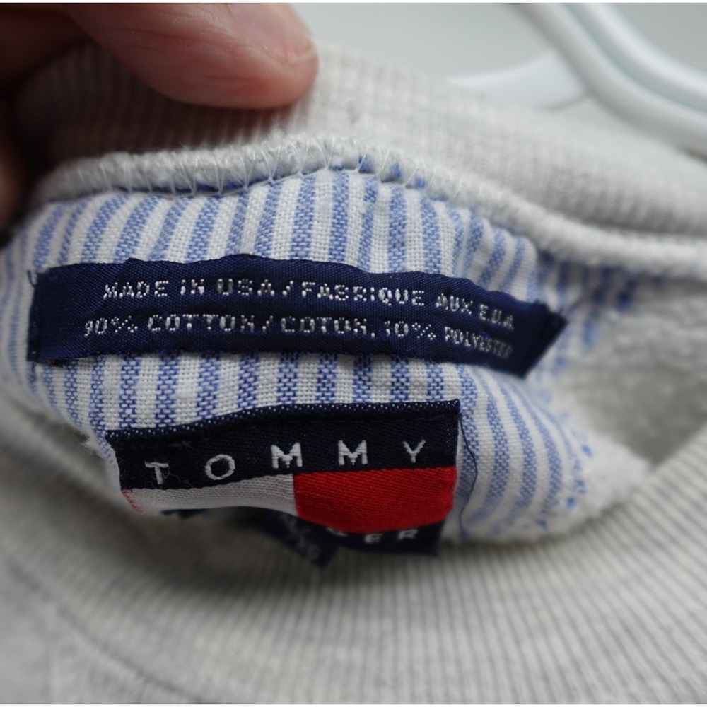 Tommy Hilfiger Vintage Mens Crewneck Sweatshirt Gray Embroidered Crest XL USA - Picture 8 of 8